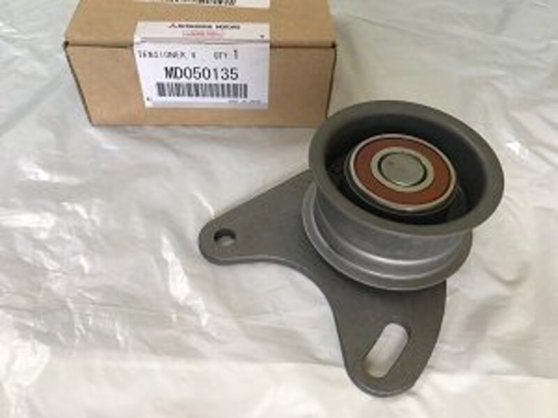 Натяжной ролик Mitsubishi Motors MD050135 - Фото 1 Натяжной ролик Mitsubishi Motors MD050135 - Фото 1