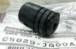 Отбойник на крышке капота Nissan 65829JG00A